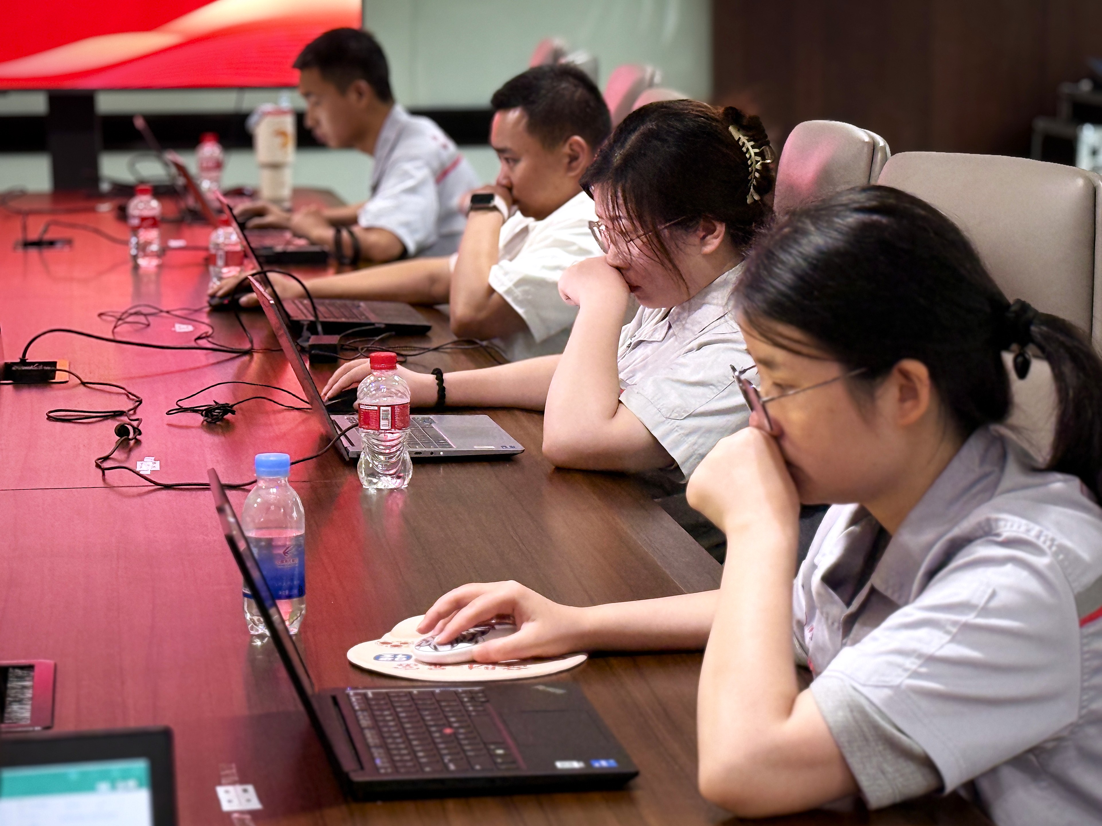 办公组比赛选手风采2-王燕